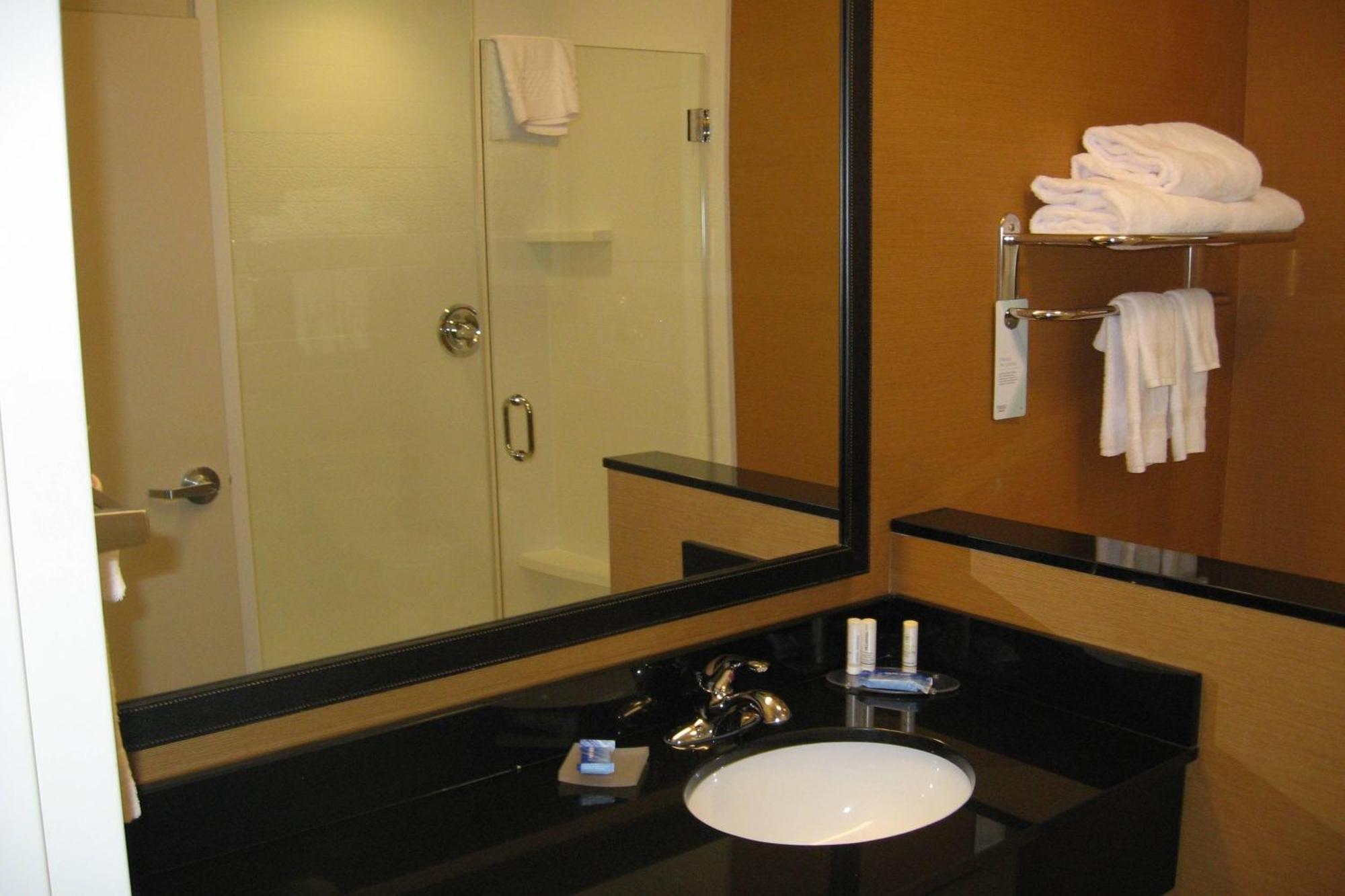 Fairfield Inn & Suites By Marriott Elmira Corning Horseheads Buitenkant foto